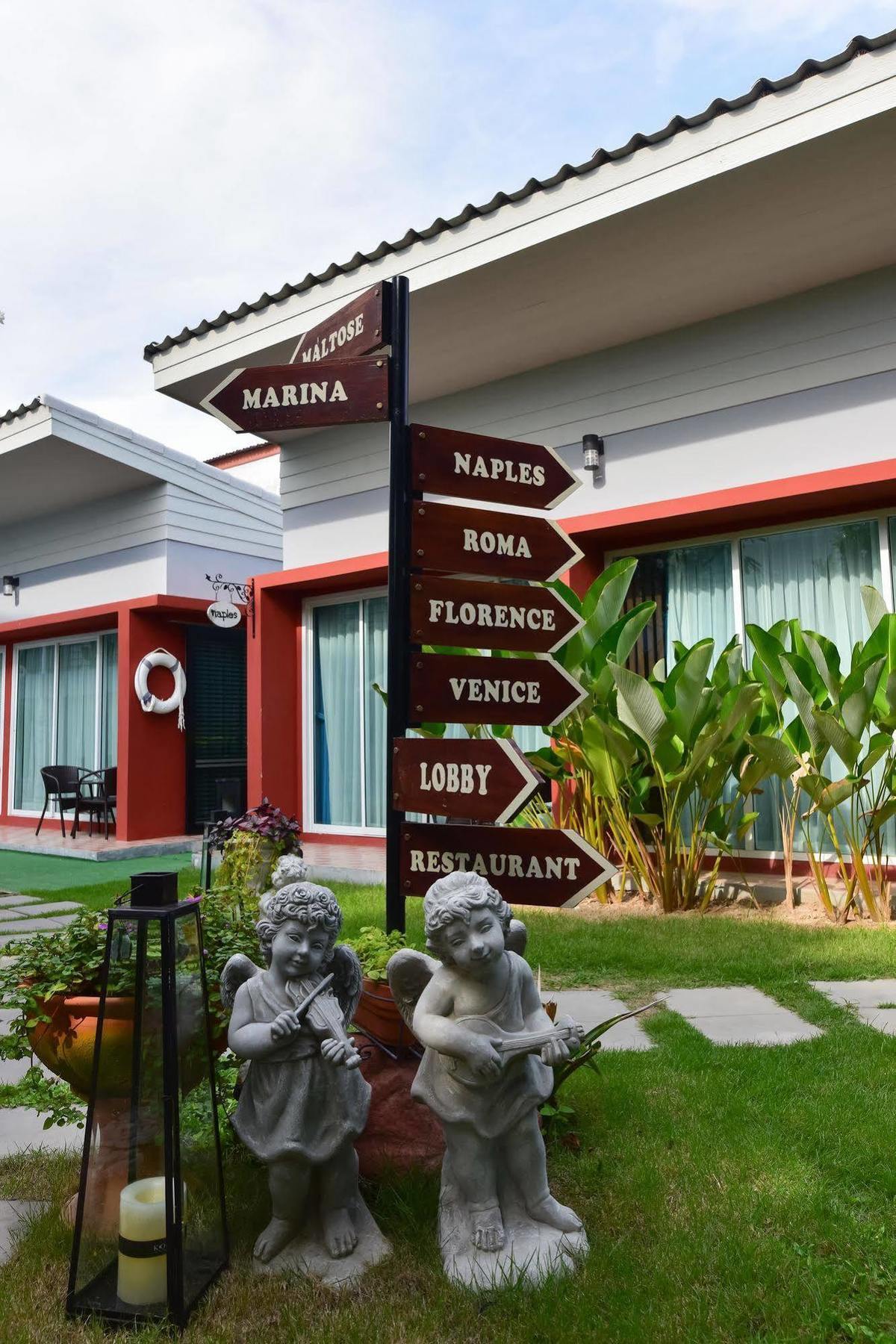 Milano Huahin Hotel Exterior photo